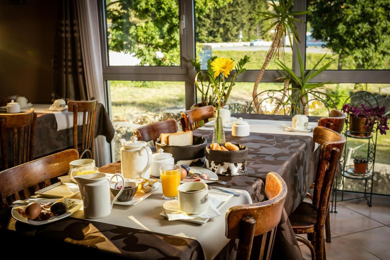 Hotel Restaurant De La Poste Et La Grange Detente, Espace Bien-Etre Chateauneuf-de-Randon Bagian luar foto