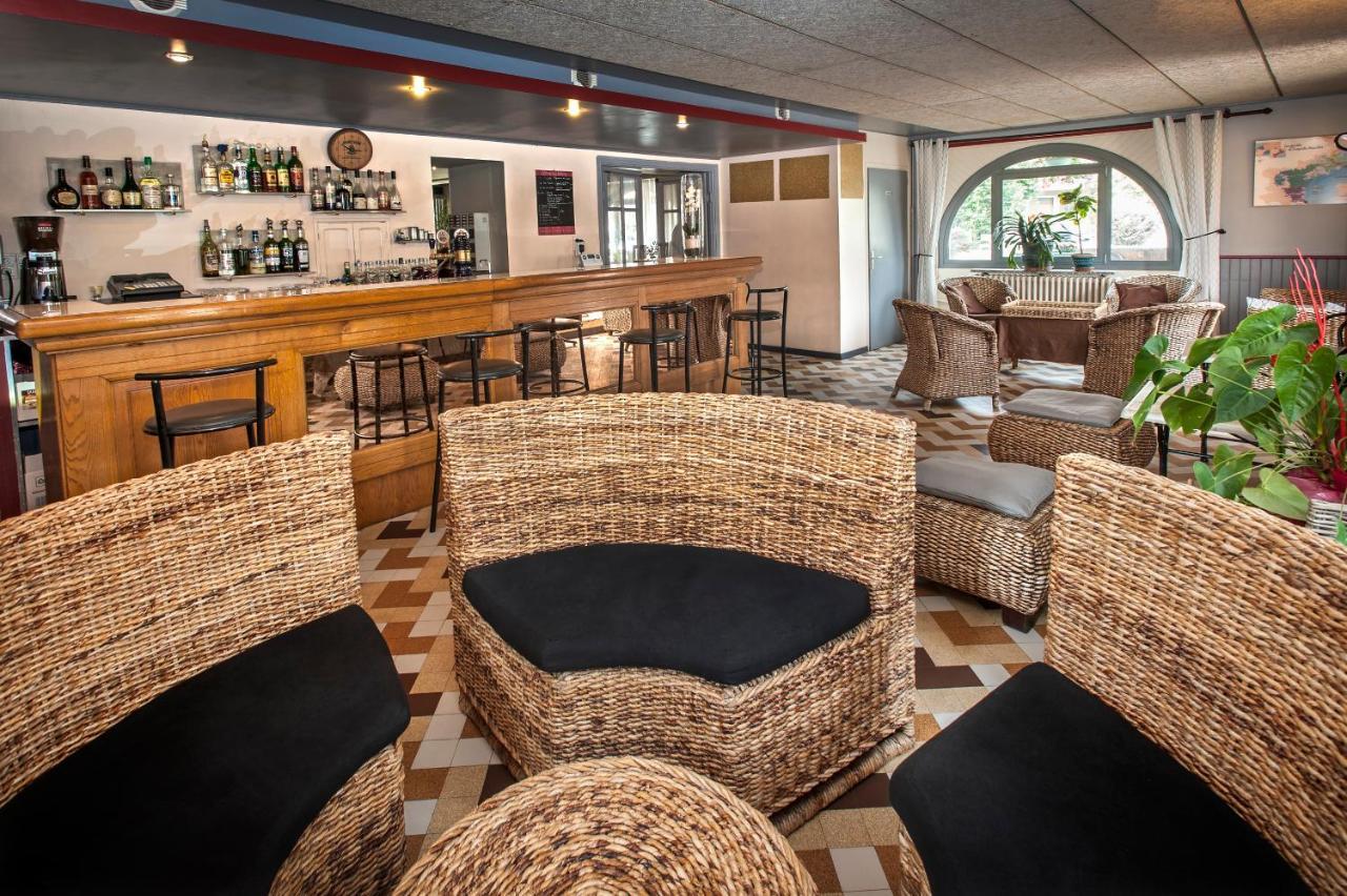 Hotel Restaurant De La Poste Et La Grange Detente, Espace Bien-Etre Chateauneuf-de-Randon Bagian luar foto